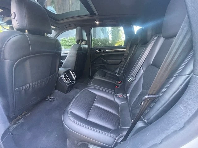 2018 Porsche 958 Cayenne - Image 13 of 14