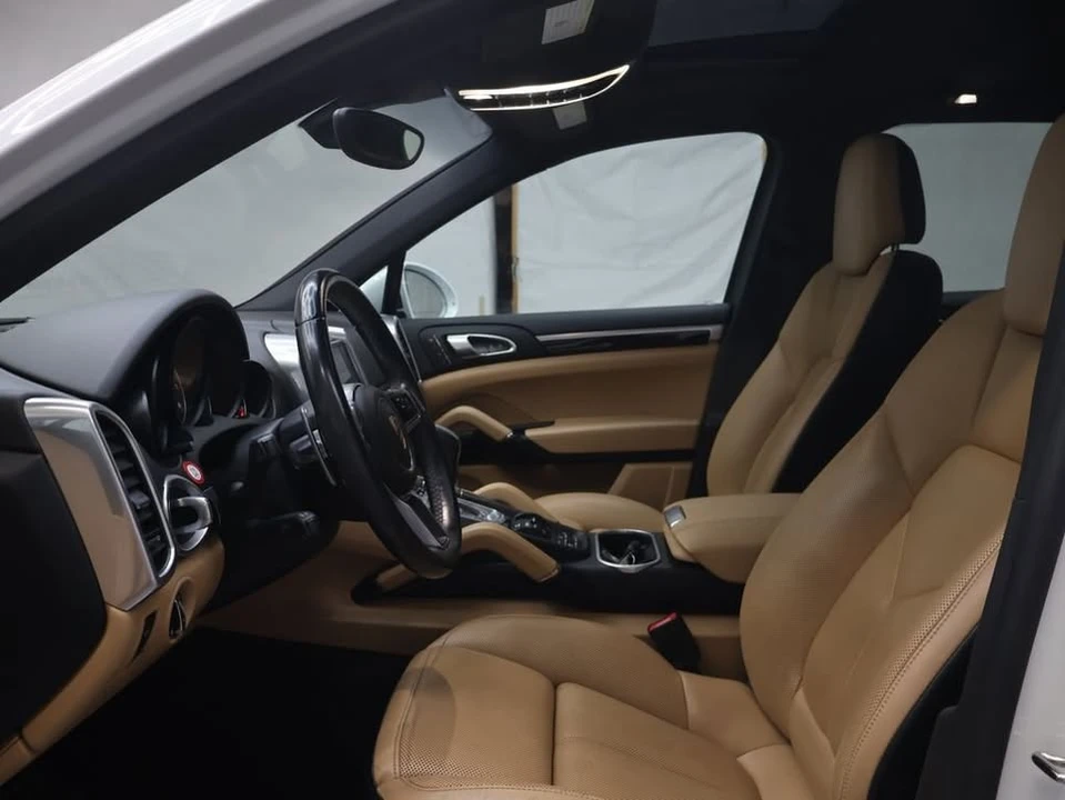 2018 Porsche 958 Cayenne - Image 14 of 20