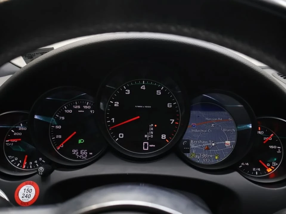 2018 Porsche 958 Cayenne - Image 16 of 20