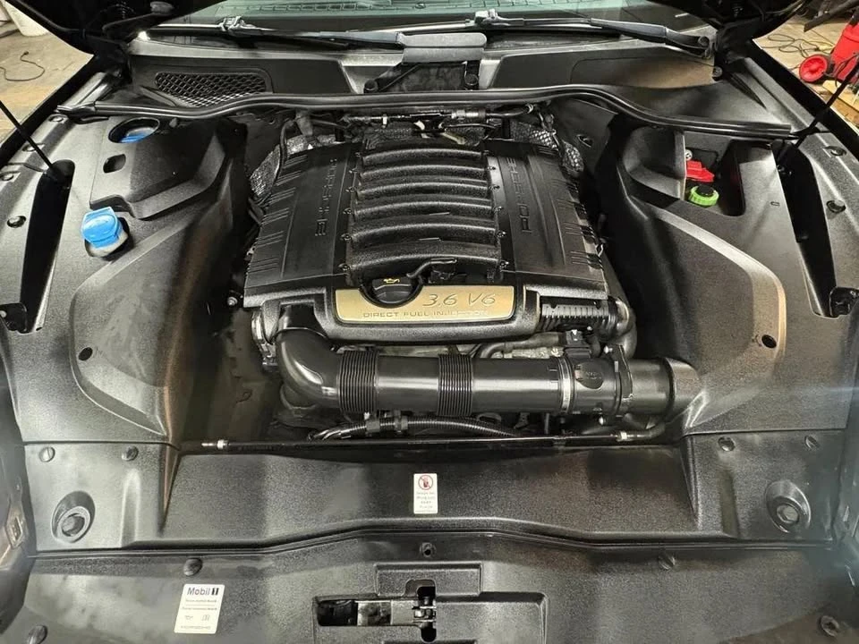 2018 Porsche 958 Cayenne - Image 9 of 20