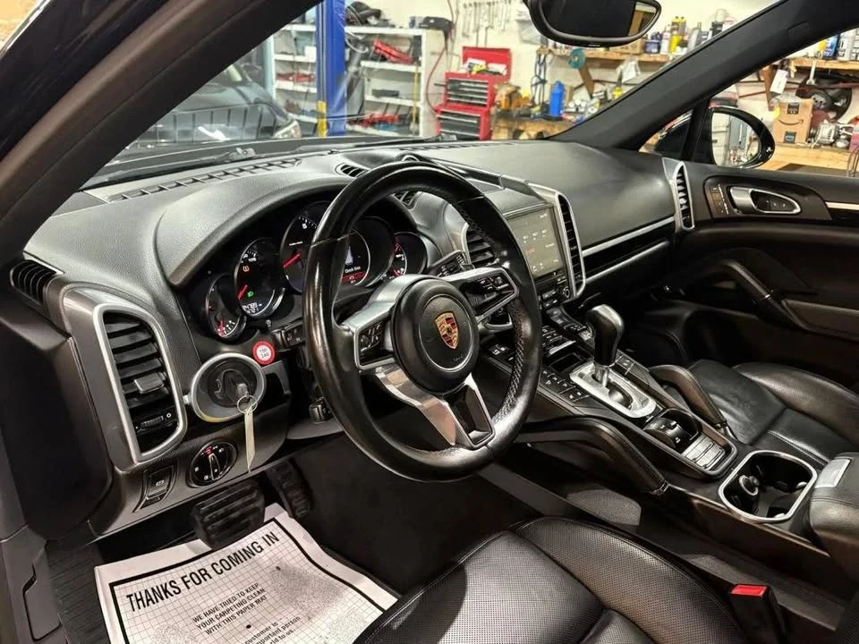 2018 Porsche 958 Cayenne - Image 16 of 20
