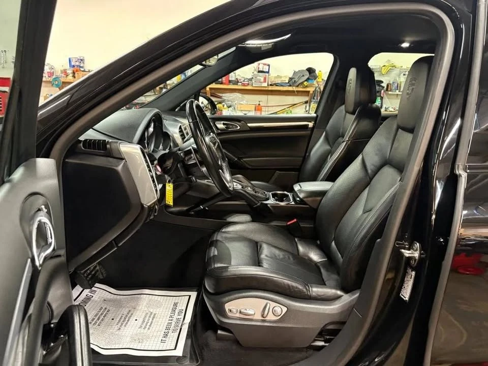 2018 Porsche 958 Cayenne - Image 12 of 20