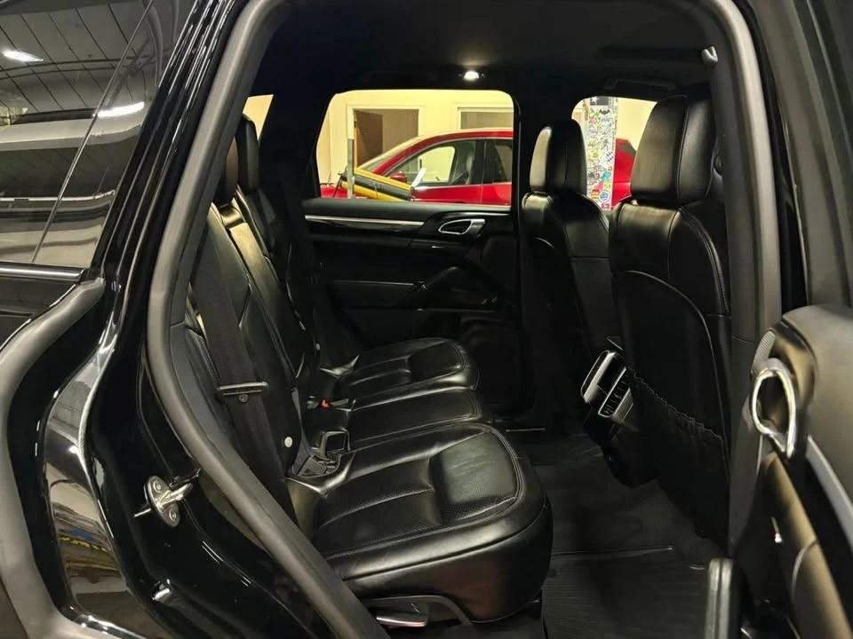 2018 Porsche 958 Cayenne - Image 14 of 20