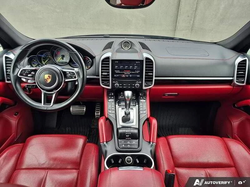 2018 Porsche 958 Cayenne - Image 12 of 18