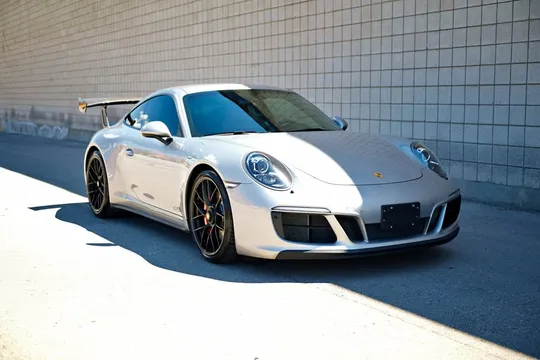 2018 Porsche Carrera GTS