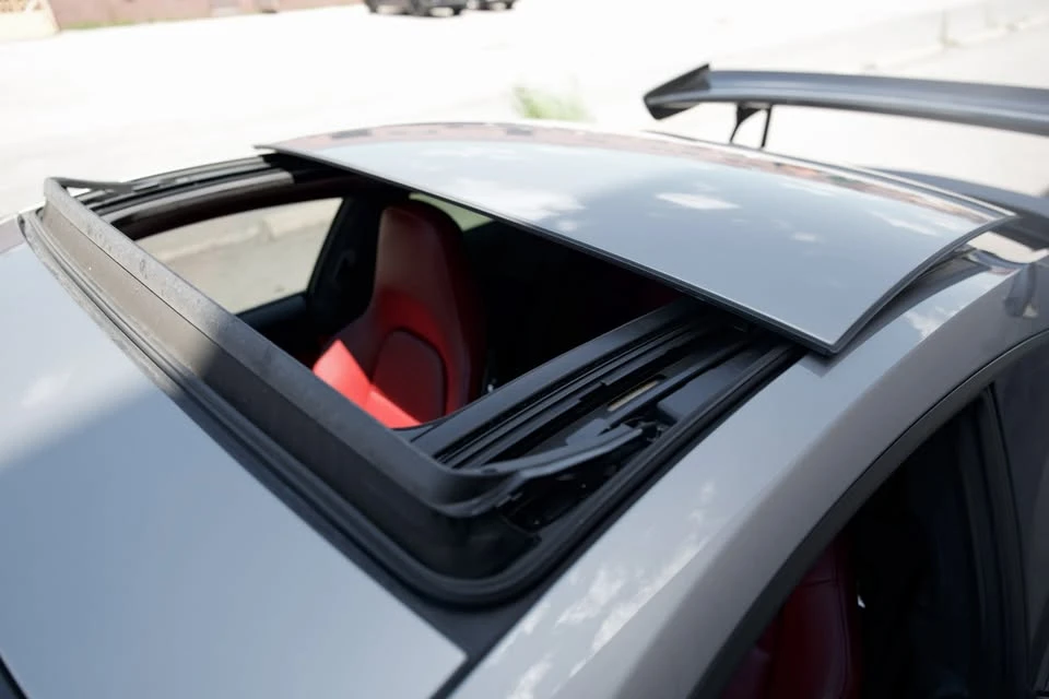 2018 Porsche 991 Carrera GTS - Image 10 of 18
