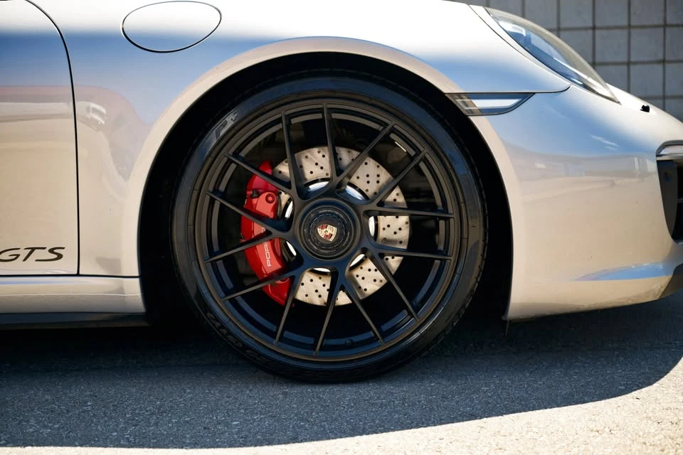 2018 Porsche 991 Carrera GTS - Image 8 of 18