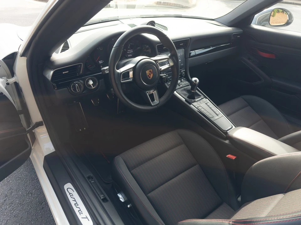 2018 Porsche 991 Carrera T - Image 9 of 19