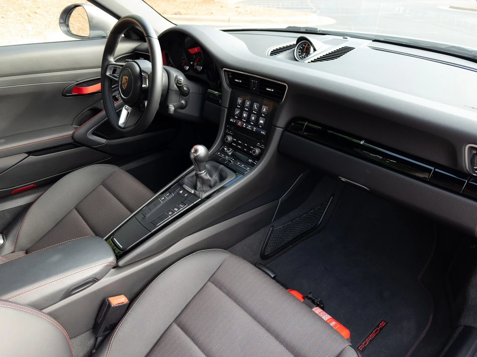 2018 Porsche 991 Carrera T - Image 16 of 19