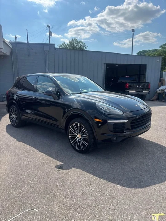 2018 Porsche 958 Cayenne - Image 2 of 6