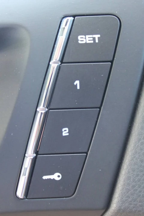 2018 Porsche 958 Cayenne - Image 12 of 20