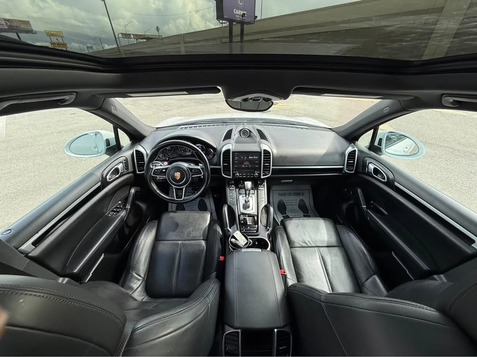 2018 Porsche 958 Cayenne - Image 15 of 20