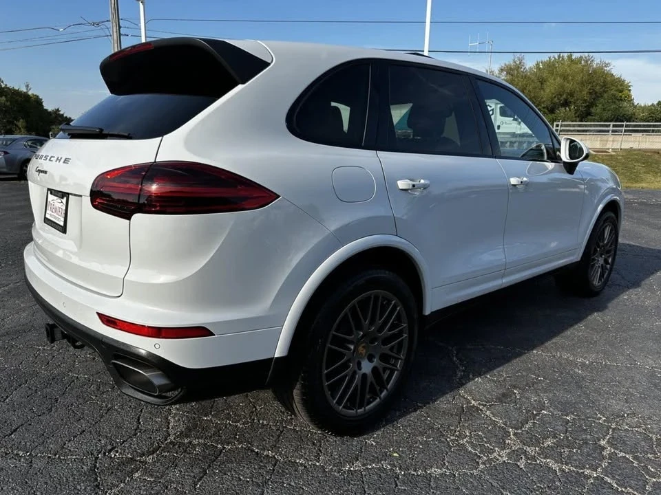 2018 Porsche 958 Cayenne - Image 8 of 20