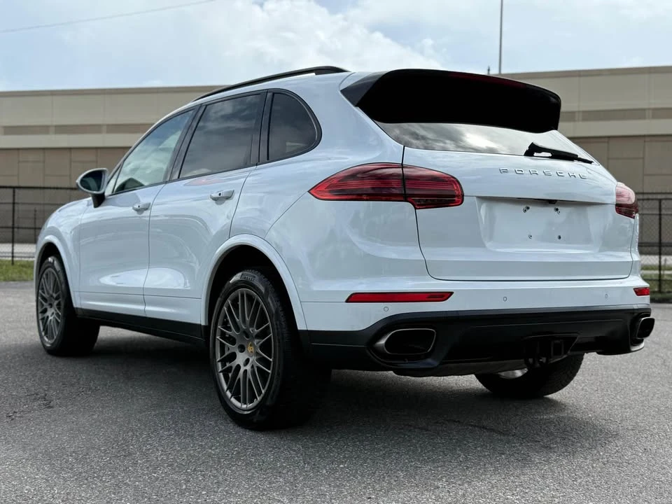 2018 Porsche 958 Cayenne - Image 6 of 20