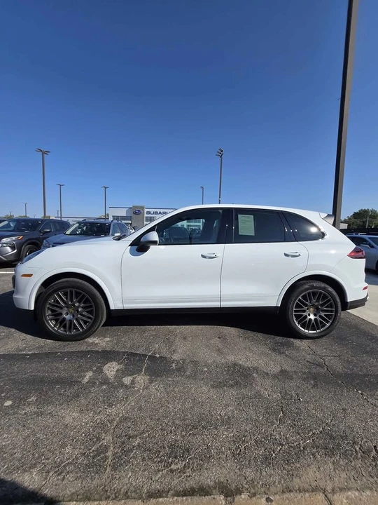 2018 Porsche 958 Cayenne - Image 7 of 15