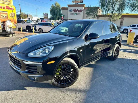 2018 Porsche Cayenne S E-Hybrid Platinum Edition