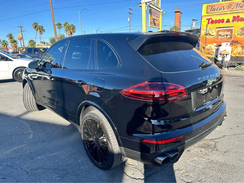 2018 Porsche 958 Cayenne S - Image 6 of 12