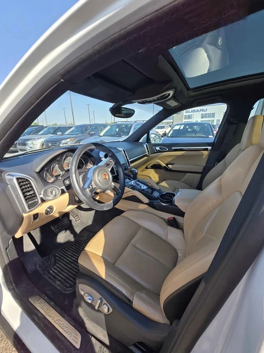 2018 Porsche 958 Cayenne - Image 9 of 15
