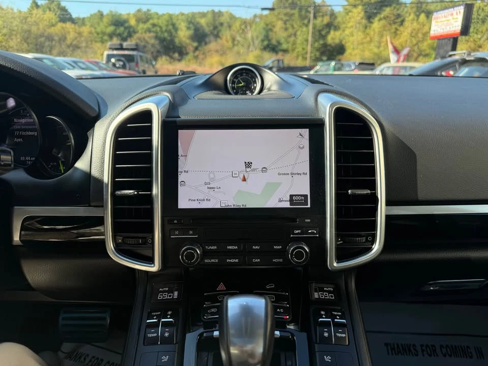 2018 Porsche 958 Cayenne - Image 12 of 18
