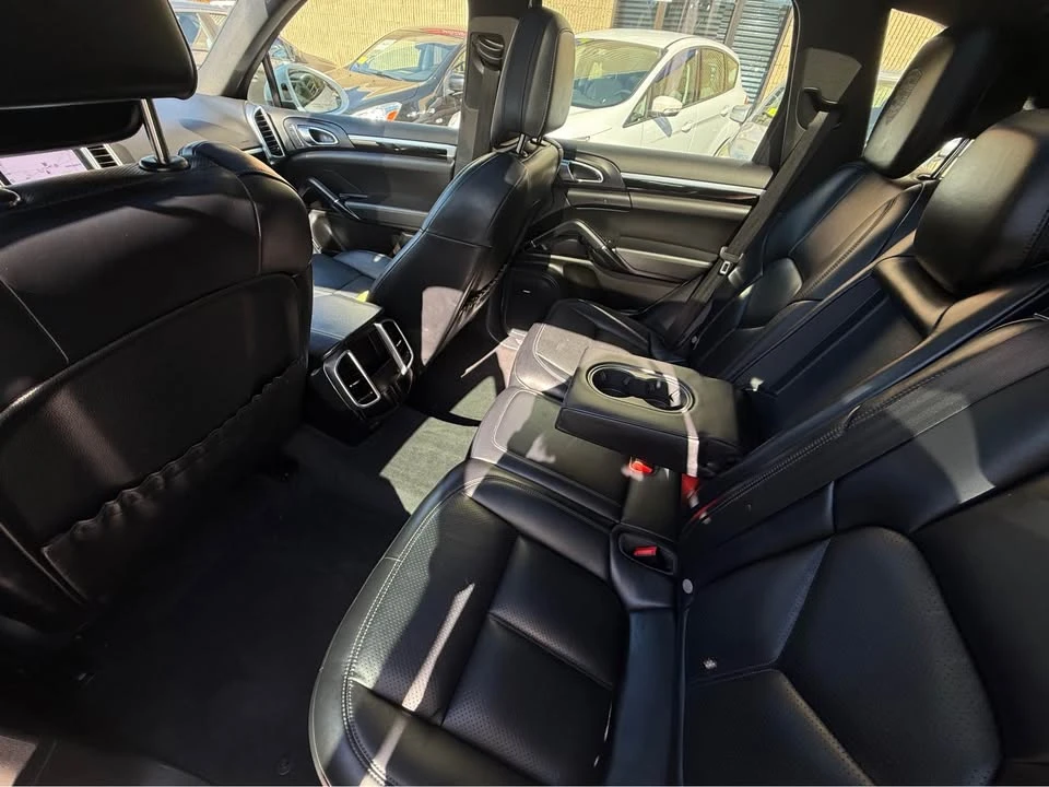 2018 Porsche 958 Cayenne - Image 17 of 18
