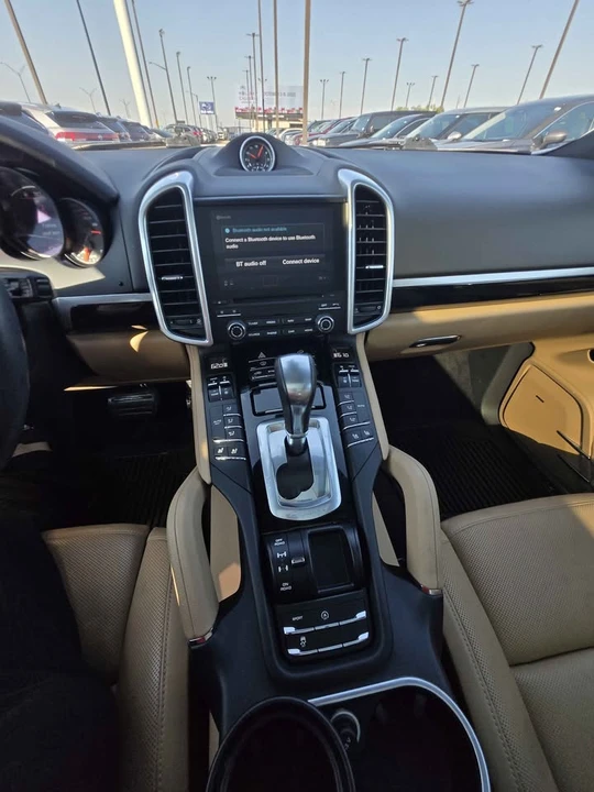 2018 Porsche 958 Cayenne - Image 13 of 15