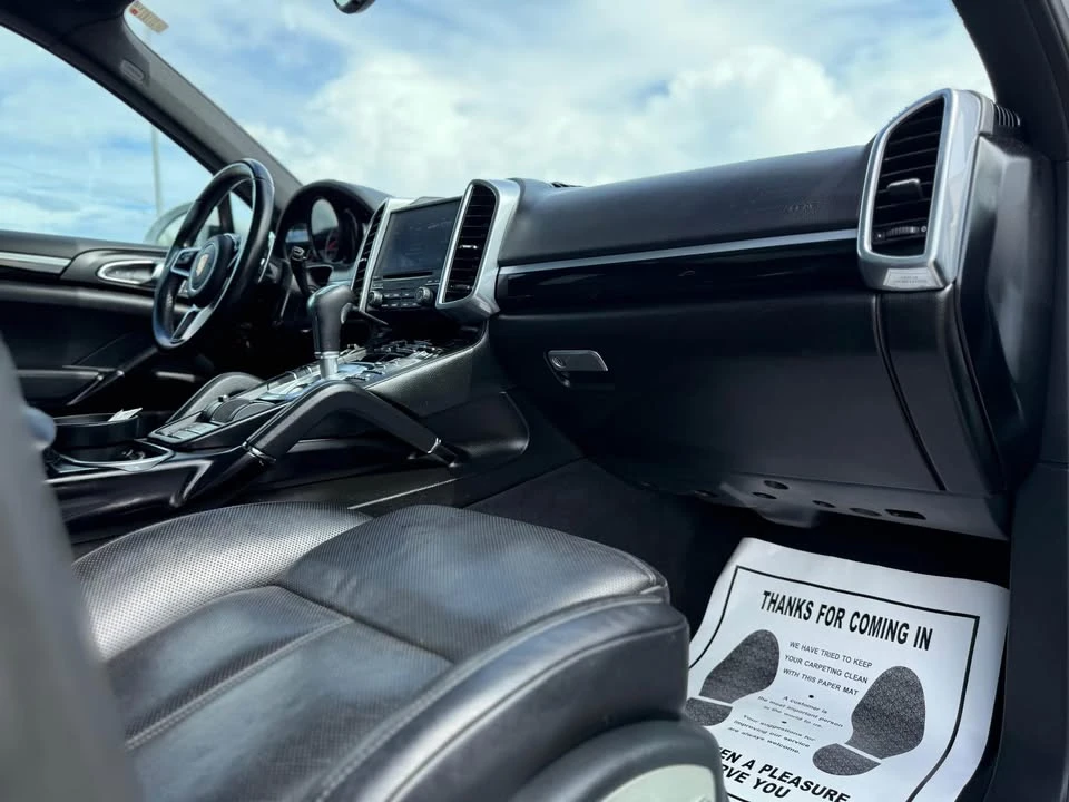 2018 Porsche 958 Cayenne - Image 12 of 20