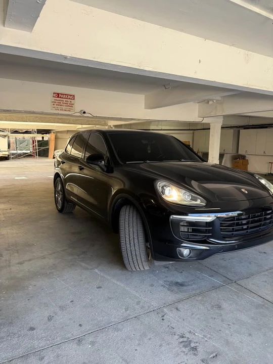 2018 Porsche 958 Cayenne S - Image 3 of 8