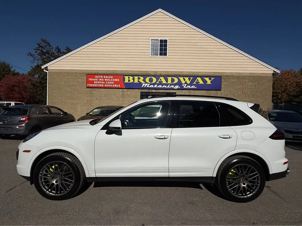 2018 Porsche 958 Cayenne - Image 2 of 18