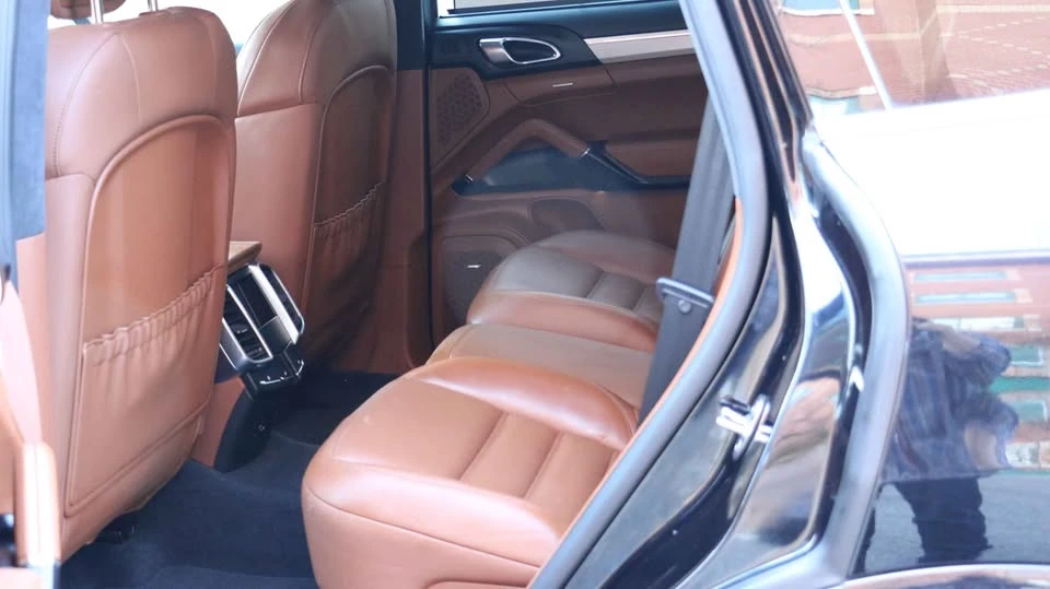 2018 Porsche 958 Cayenne - Image 8 of 11