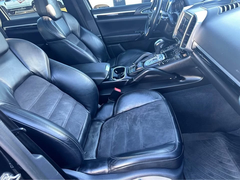 2018 Porsche 958 Cayenne S - Image 12 of 12