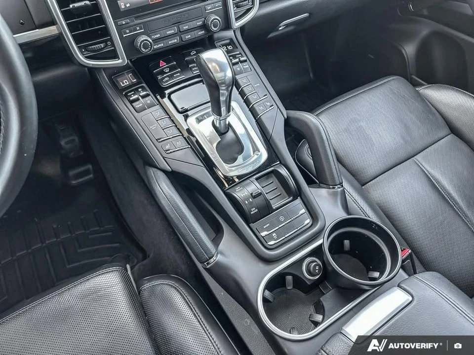 2018 Porsche 958 Cayenne - Image 18 of 20