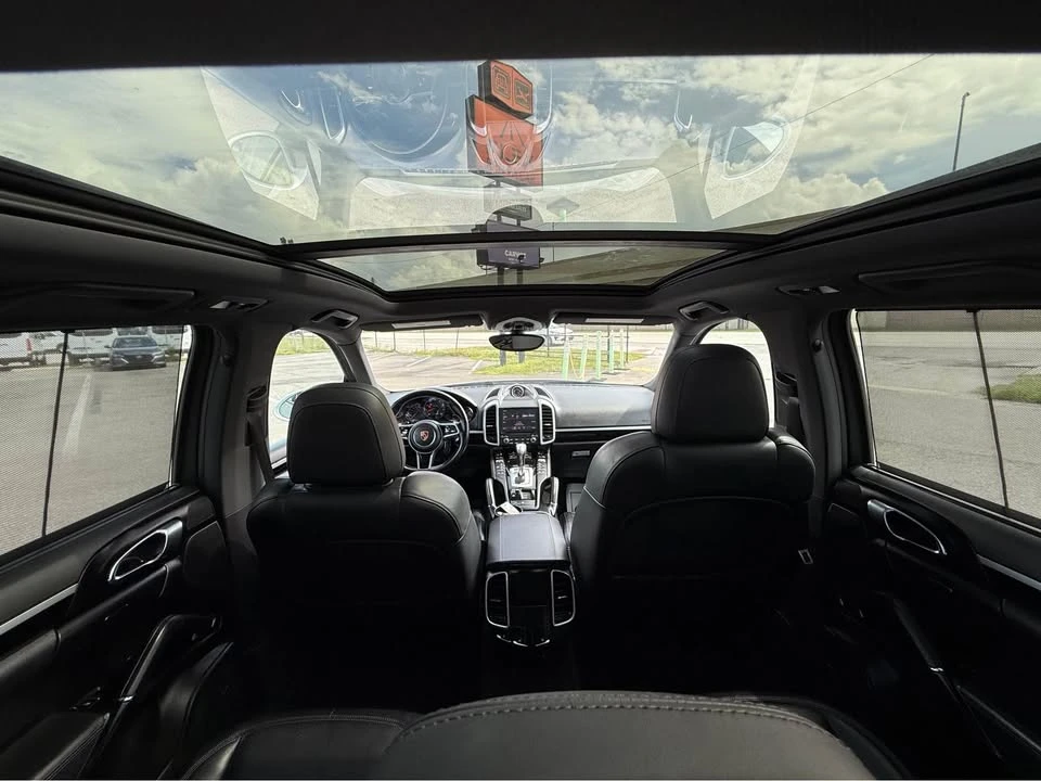 2018 Porsche 958 Cayenne - Image 17 of 20