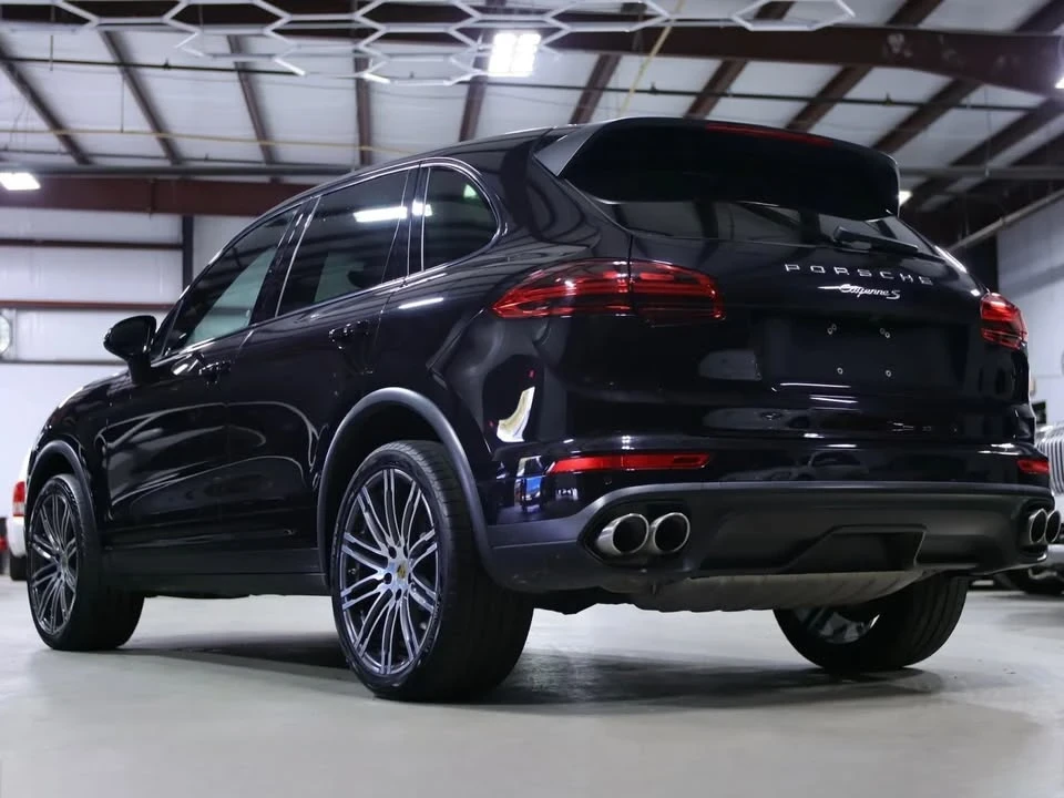 2018 Porsche 958 Cayenne - Image 16 of 20