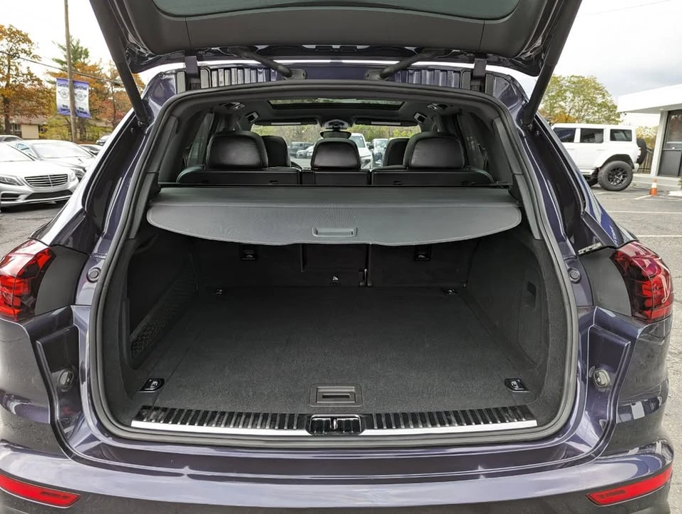 2018 Porsche 958 Cayenne - Image 10 of 11