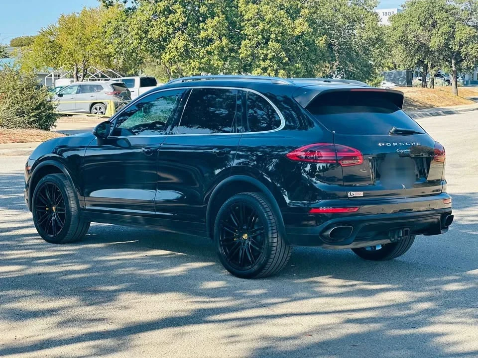 2018 Porsche 958 Cayenne - Image 3 of 7