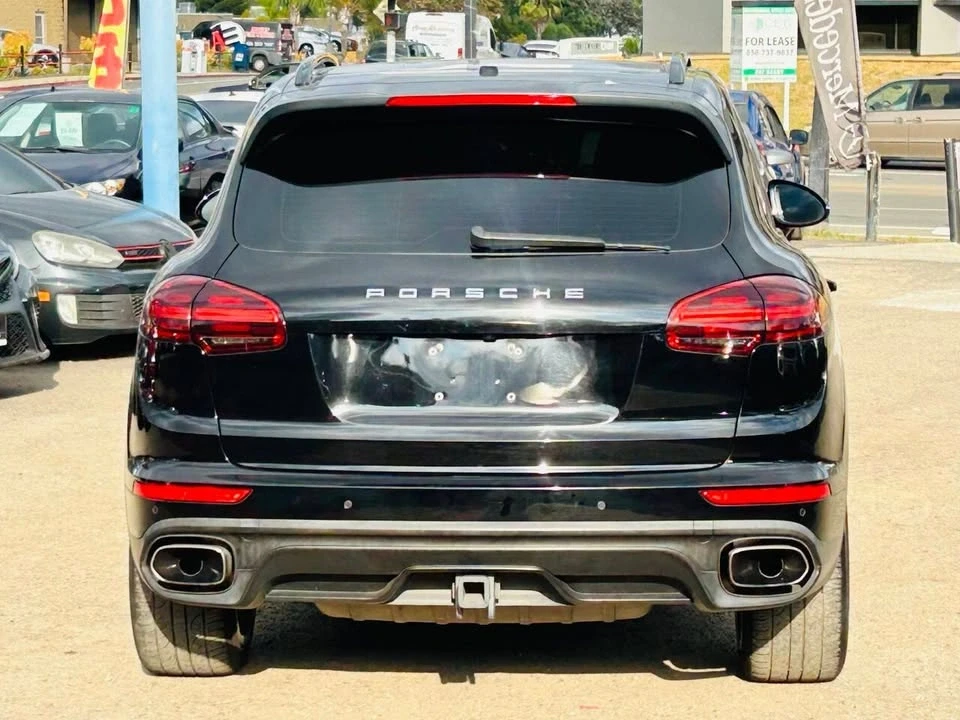 2018 Porsche 958 Cayenne - Image 9 of 19