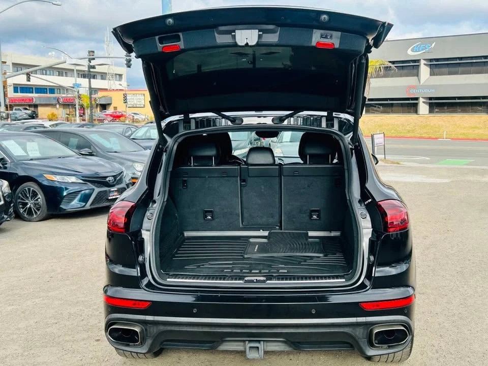 2018 Porsche 958 Cayenne - Image 14 of 19