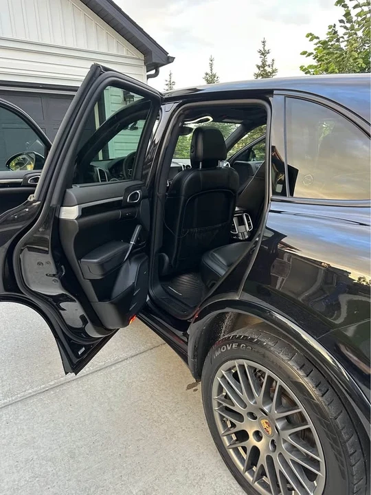 2018 Porsche 958 Cayenne S - Image 8 of 17