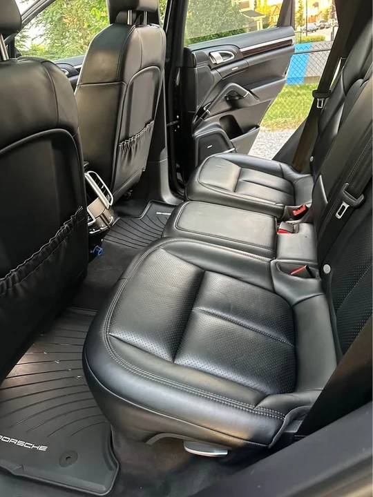 2018 Porsche 958 Cayenne S - Image 9 of 17