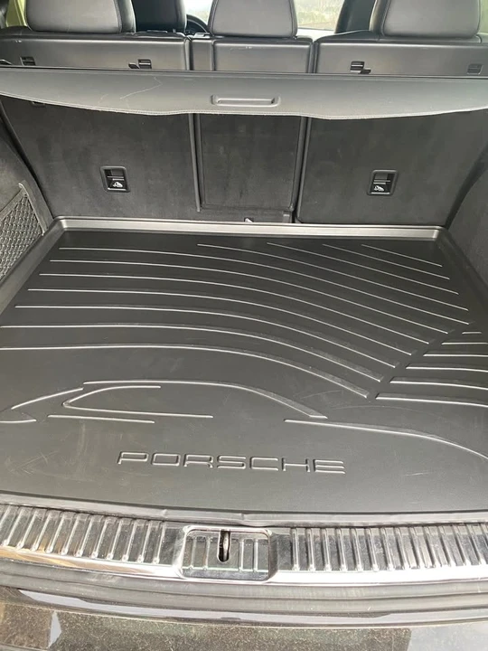 2018 Porsche 958 Cayenne - Image 8 of 19