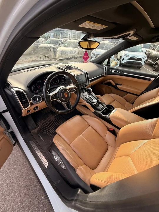 2018 Porsche 958 Cayenne - Image 10 of 13