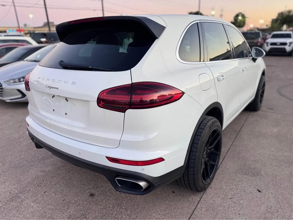 2018 Porsche 958 Cayenne - Image 4 of 10