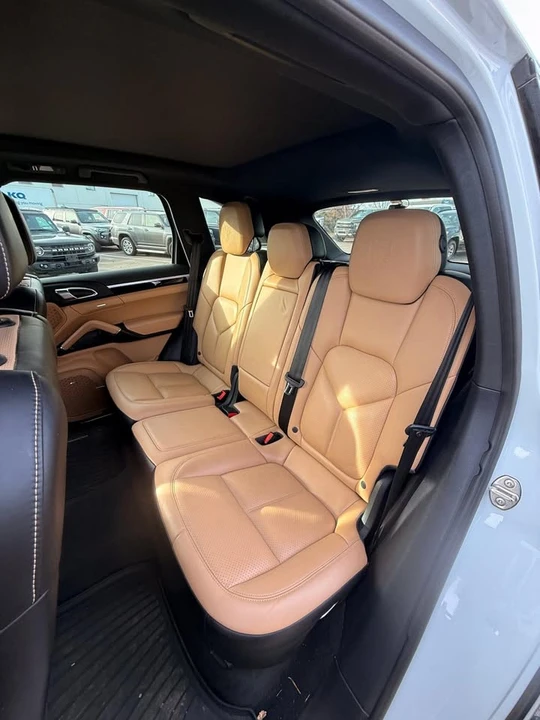 2018 Porsche 958 Cayenne - Image 12 of 13