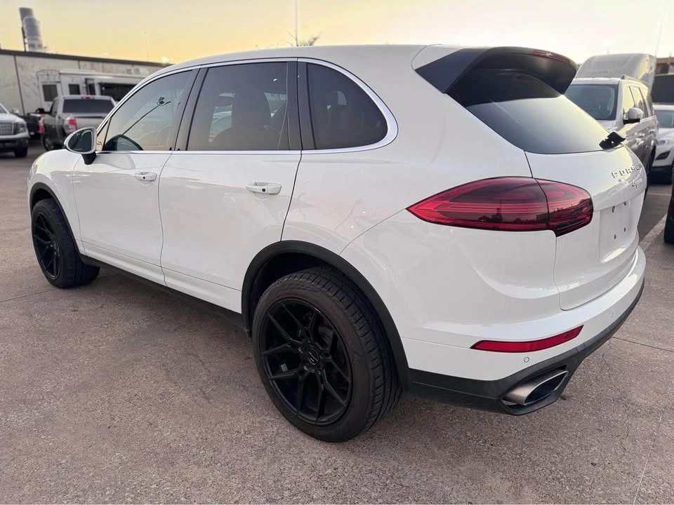 2018 Porsche 958 Cayenne - Image 3 of 10