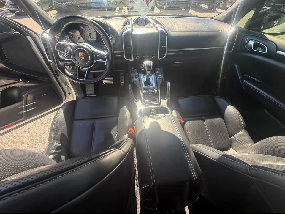 2018 Porsche 958 Cayenne - Image 8 of 9
