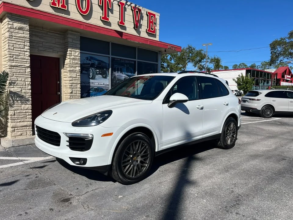 2018 Porsche 958 Cayenne - Image 2 of 20