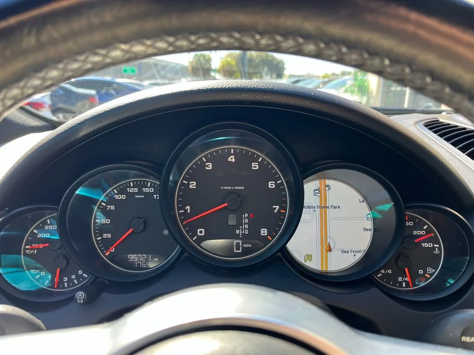 2018 Porsche 958 Cayenne - Image 11 of 20