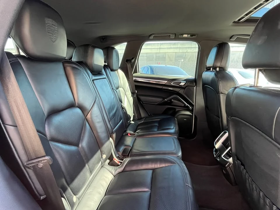 2018 Porsche 958 Cayenne - Image 17 of 20