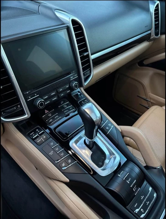 2018 Porsche 958 Cayenne - Image 7 of 10