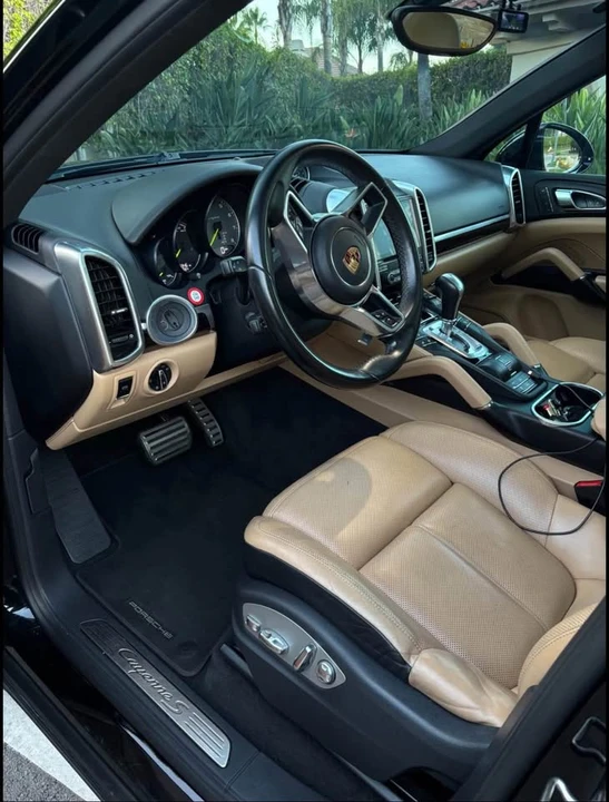 2018 Porsche 958 Cayenne - Image 3 of 10